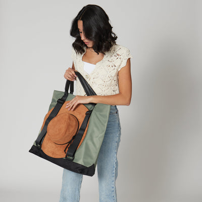 TOTE - The BlackSmith Tote Bag With Hat Holder