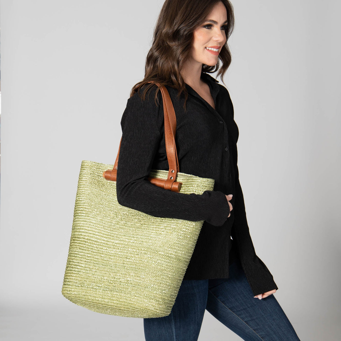 TOTE - Daydreamer - Wheat Straw Tote With Leather Handles