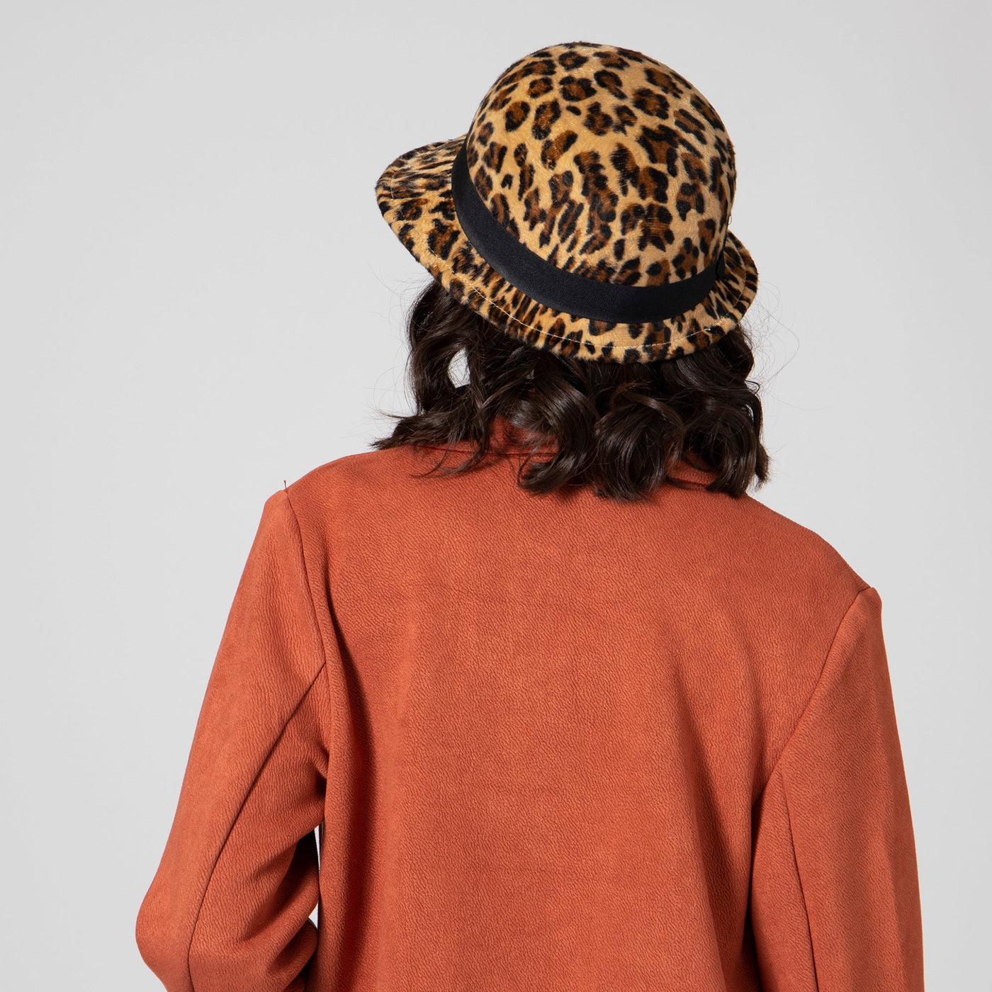 BUCKET - Women's Faux Wool Felt Leopard Cloche With Grosgrain Bow