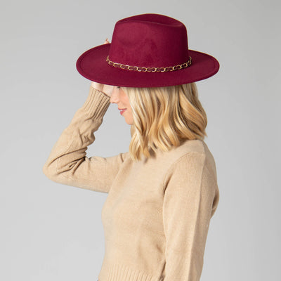 FEDORA - Women's Faux Felt Fedora W/ Gold Chain Trim