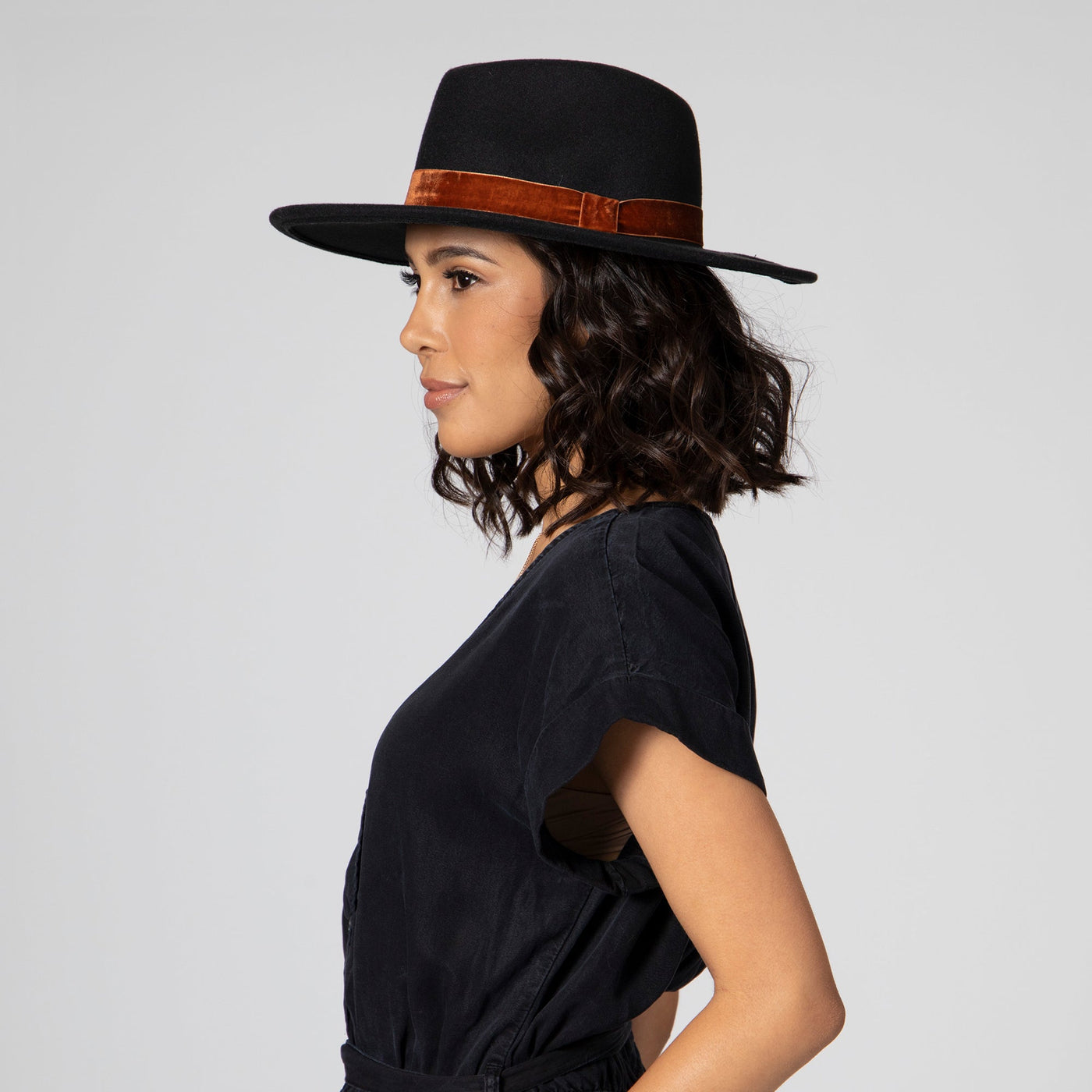 FEDORA - Women's Faux Felt Fedora W/ Velvet Band