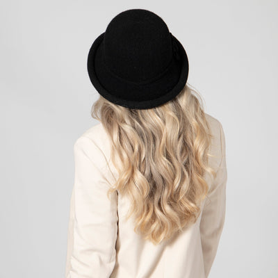 CLOCHE - Women's Knit Cloche W/Self Rosette Trim