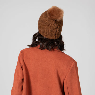 BEANIE - Women's Knit Beanie W/Faux Fur Pom