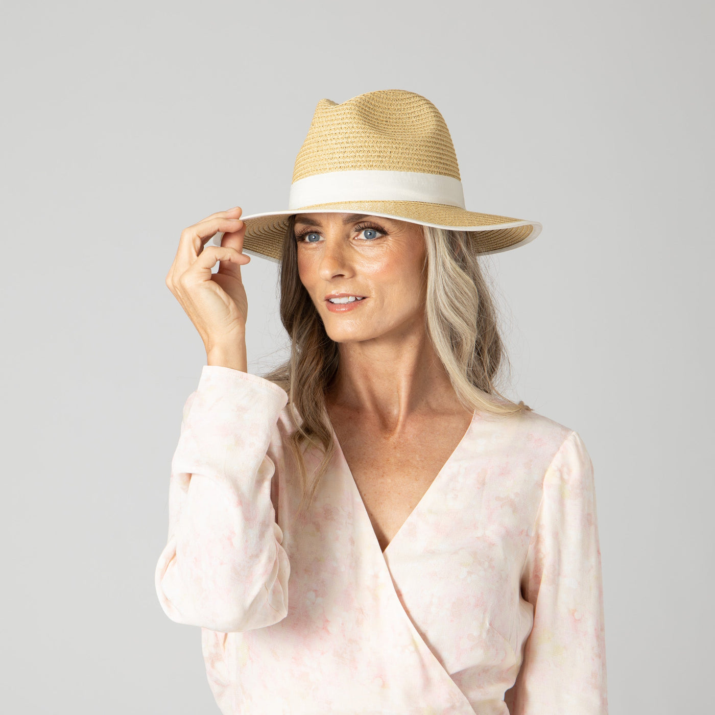 FEDORA - Women's Paperbraid Fedora With Pop Color Grosgrain