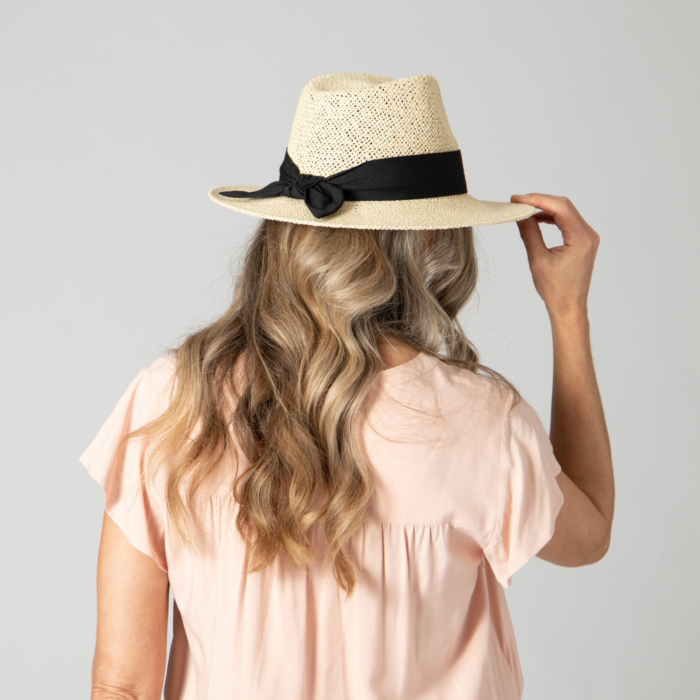 FEDORA - Women's Woven Paper Fedora With Back Knot Band