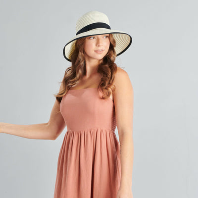 Women's Contrasting Edged Sun Brim Hat With Back Bow