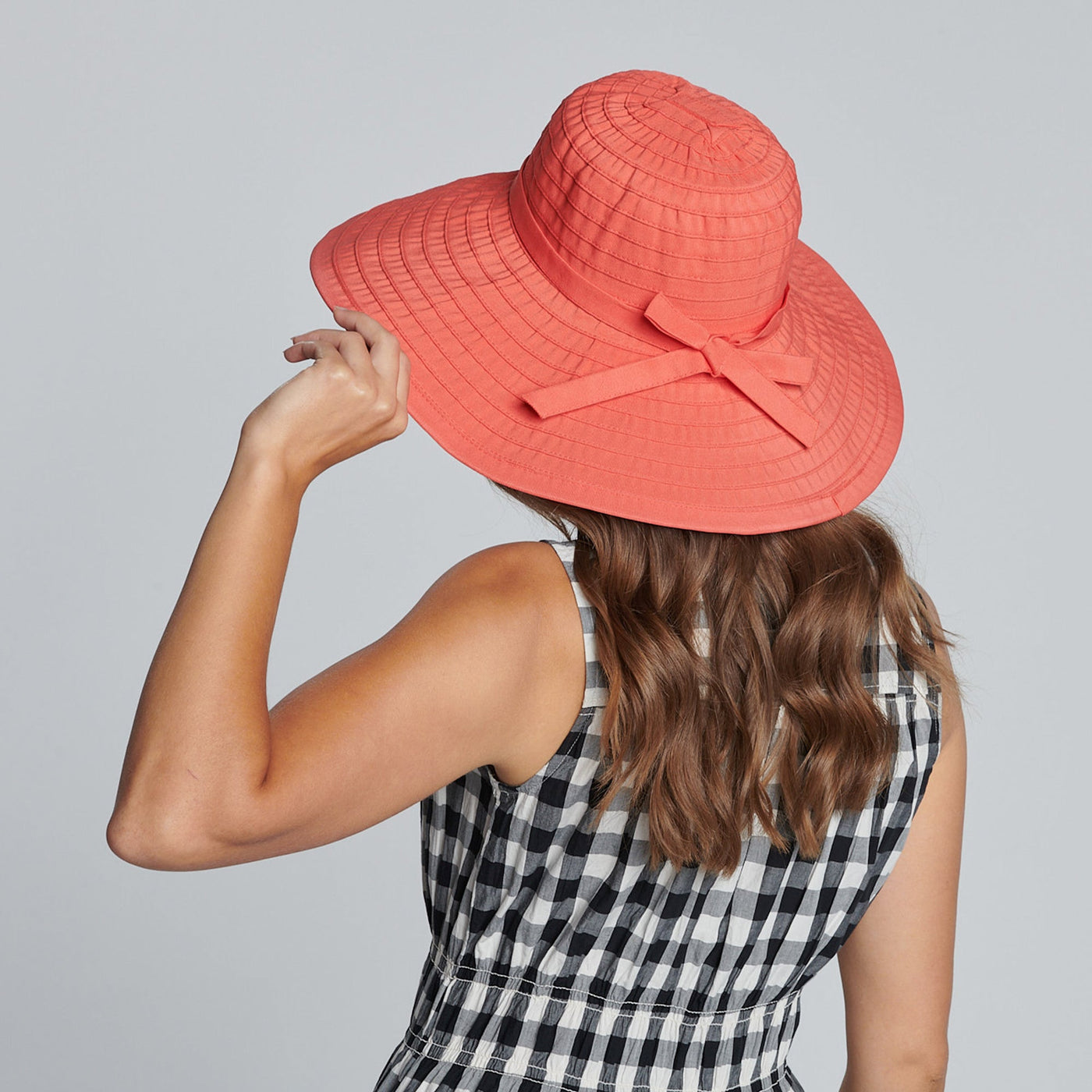 RIBBON - Women's Large Brim Ribbon Hat With A Bow