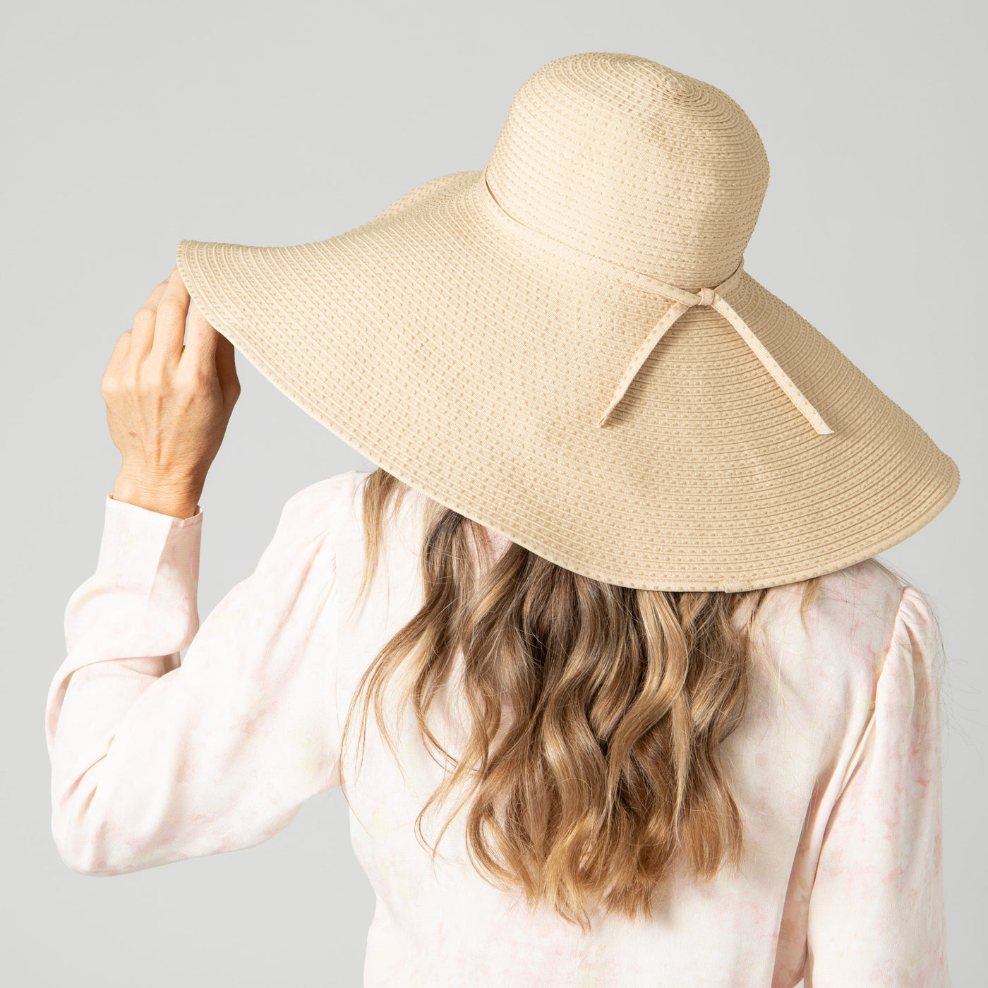 SUN BRIM - Women's Wide Brim Ribbon Floppy Hat With Ticking Fabric