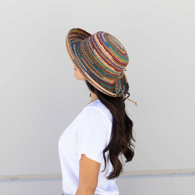 CROCHET - Women's Crocheted Raffia Kettle Brim Hat