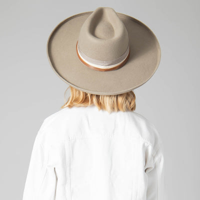 FEDORA - Nothing But Neutral Wool Felt Stiff Rolled Brim Fedora