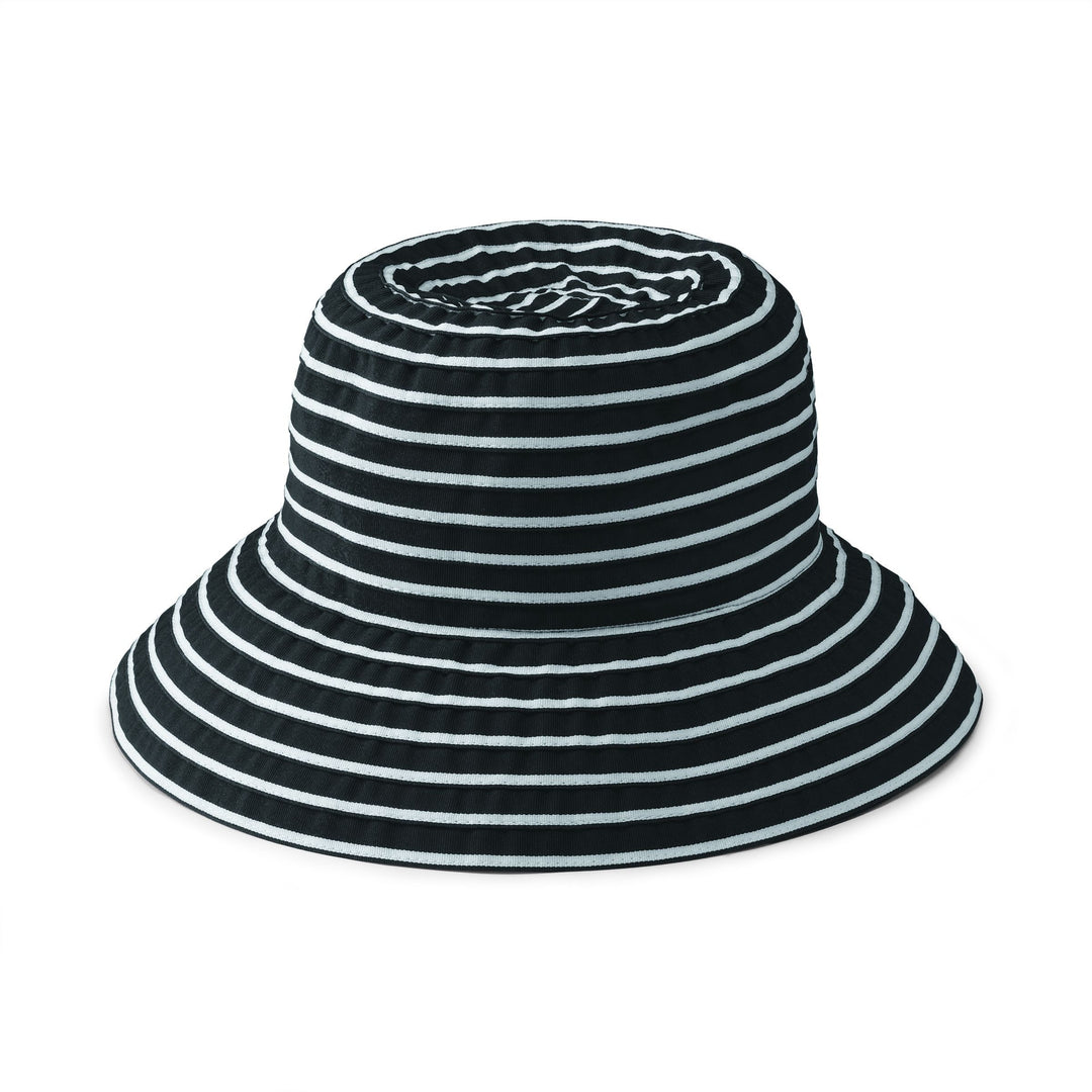 Ladies small brim hats 2025